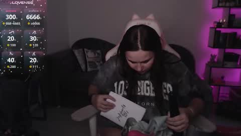 mari moore online show from October 16, 2025, 9:21 am