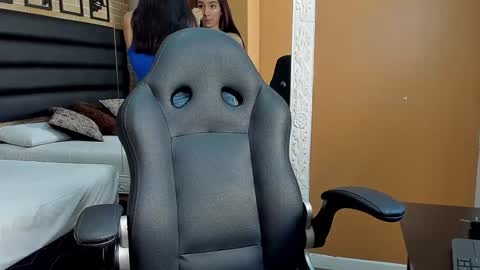 mari_salgado online show from December 24, 2024, 11:17 am