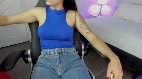mari_salgado online show from January 28, 2025, 11:28 am