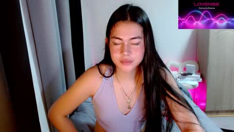 ITS YOUR GIRL MARIA FOXX18 online show from December 17, 2025, 7:25 am