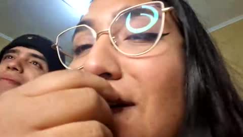 Snapshot of maria_je2118 chatting on May 23, 2026, 6:29 am maria_je2118 online show from May 23, 2026, 6:29 am