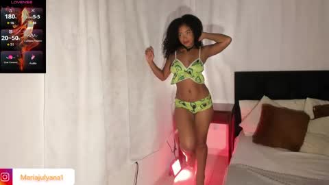 Snapshot of maria_julyana chatting on April 20, 2026, 5:32 am V A N E S S A online show from April 20, 2026, 5:32 am