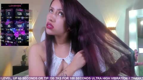 Maria  online show from December 3, 2024, 4:14 am