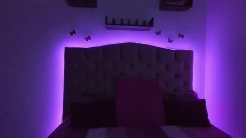 Snapshot of maria_skinny_ chatting on October 5, 2025, 1:20 pm My name is Valentina online show from October 5, 2025, 1:20 pm