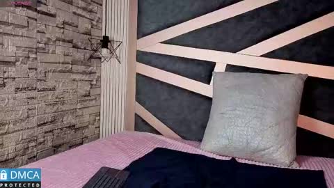 maria_twenty online show from November 12, 2025, 11:10 am