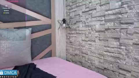 maria_twenty online show from November 15, 2025, 11:07 am