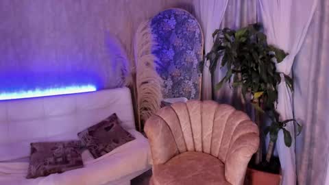 MARIA online show from November 3, 2025, 12:24 am