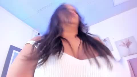 mariaa__fernanda online show from June 11, 2026, 11:41 am