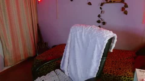 Snapshot of mariaajuana_ chatting on October 12, 2025, 4:22 am mariaajuana_ online show from October 12, 2025, 4:22 am