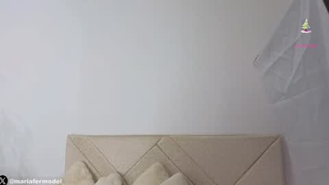 Snapshot of mariafer05 chatting on December 24, 2024, 7:00 pm Maria Fer online show from December 24, 2024, 7:00 pm