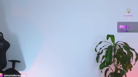 Snapshot of mariafer05 chatting on December 24, 2024, 10:06 pm Maria Fer online show from December 24, 2024, 10:06 pm