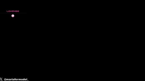 Snapshot of mariafer05 chatting on January 5, 2025, 8:10 pm Maria Fer online show from January 5, 2025, 8:10 pm