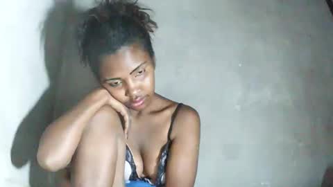 Maria online show from December 4, 2025, 11:24 pm