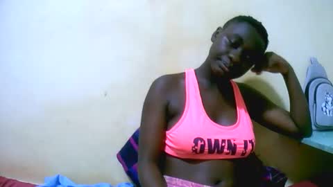 Snapshot of mariah_lovely chatting on April 27, 2026, 8:29 pm mariah_lovely online show from April 27, 2026, 8:29 pm
