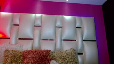 Snapshot of mariahmendezz chatting on September 10, 2025, 2:44 am online show from September 10, 2025, 2:44 am