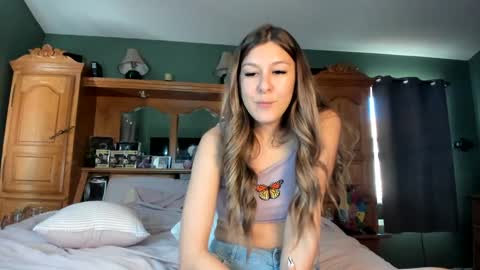 Pinkkitty online show from May 19, 2026, 12:38 am