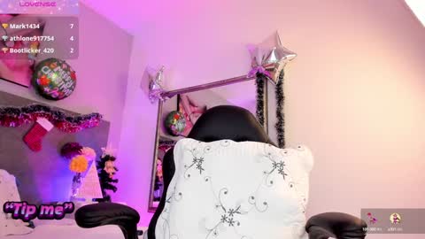 Snapshot of mariajo_sex_ chatting on December 11, 2024, 3:26 pm MARIAJO Dont forget that Mariajosexy20 online show from December 11, 2024, 3:26 pm