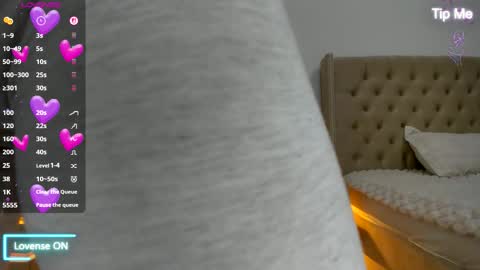 Snapshot of marialove221 chatting on February 1, 2026, 9:02 pm MariaLove online show from February 1, 2026, 9:02 pm