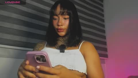 Snapshot of mariam_bloom chatting on March 15, 2026, 7:09 pm Mariam online show from March 15, 2026, 7:09 pm