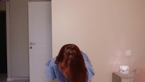 Snapshot of mariameella chatting on October 21, 2025, 8:26 am mariameella online show from October 21, 2025, 8:26 am