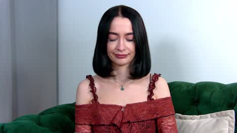 MariaMenson online show from December 11, 2024, 1:15 am