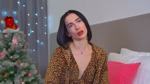 MariaMenson online show from December 11, 2024, 10:38 pm