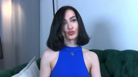 MariaMenson online show from January 30, 2025, 10:30 pm