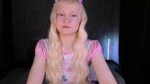 Maria online show from November 12, 2025, 1:17 am