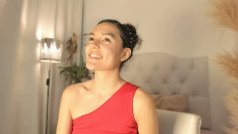 Snapshot of marian_skinny chatting on April 18, 2026, 4:16 am Marian online show from April 18, 2026, 4:16 am