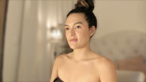 Snapshot of marian_skinny chatting on July 22, 2026, 4:37 am Marian online show from July 22, 2026, 4:37 am