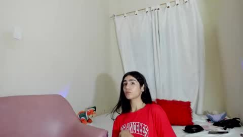 mariana_16_ online show from December 18, 2024, 3:00 pm