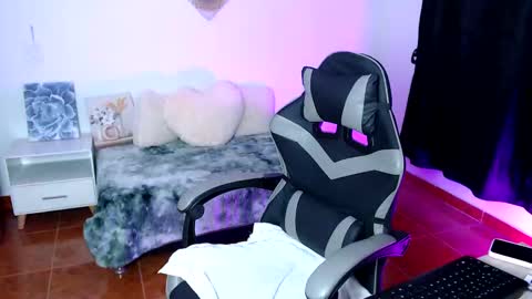 mariana__666 online show from October 12, 2025, 4:44 am