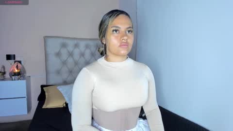 Snapshot of mariana__roe chatting on November 6, 2025, 11:26 pm Mariana Roe online show from November 6, 2025, 11:26 pm