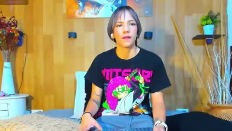 Mariana Angel online show from May 9, 2026, 11:48 am