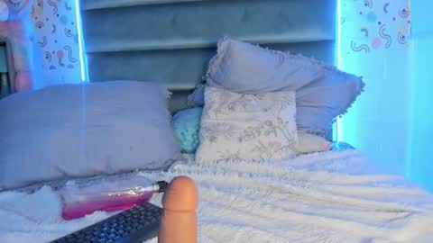 Snapshot of mariana_babe_ chatting on January 21, 2025, 6:23 pm mariana_babe_ online show from January 21, 2025, 6:23 pm