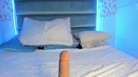 Snapshot of mariana_babe_ chatting on January 25, 2025, 12:37 pm mariana_babe_ online show from January 25, 2025, 12:37 pm