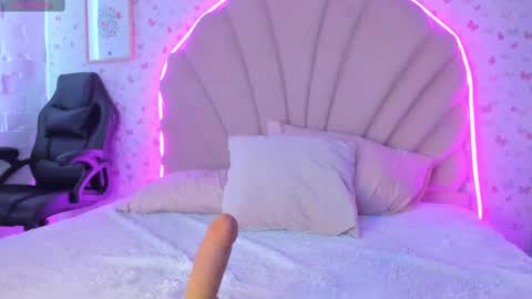 Snapshot of mariana_babe_ chatting on February 20, 2025, 6:57 pm mariana_babe_ online show from February 20, 2025, 6:57 pm