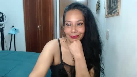 Snapshot of mariana_night chatting on April 13, 2026, 4:18 am mariana_night online show from April 13, 2026, 4:18 am
