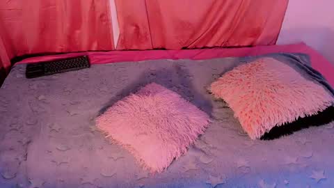 Mariana online show from November 12, 2025, 11:10 am