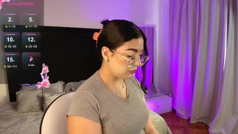Snapshot of mariana_owen chatting on June 9, 2026, 6:41 pm online show from June 9, 2026, 6:41 pm