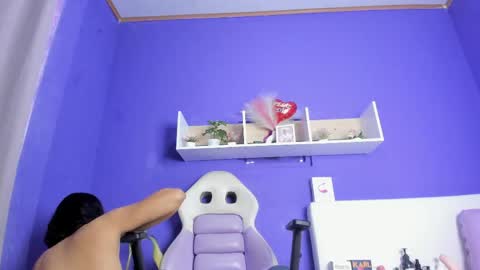 Snapshot of mariana_rossi_ chatting on April 12, 2026, 12:43 pm mariana_rossi_ online show from April 12, 2026, 12:43 pm