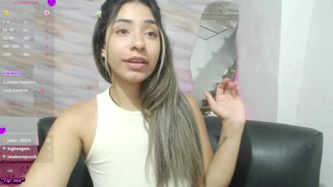 Snapshot of mariana_turner chatting on February 4, 2025, 5:21 am Mariana turner online show from February 4, 2025, 5:21 am