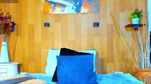 Mariana Angel online show from May 16, 2026, 11:42 am