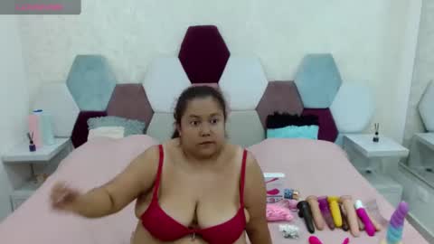 mariana online show from January 13, 2025, 7:31 pm