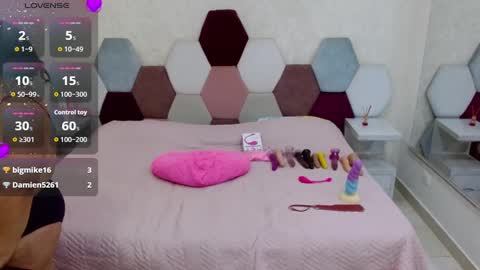 mariana online show from October 2, 2025, 6:37 pm