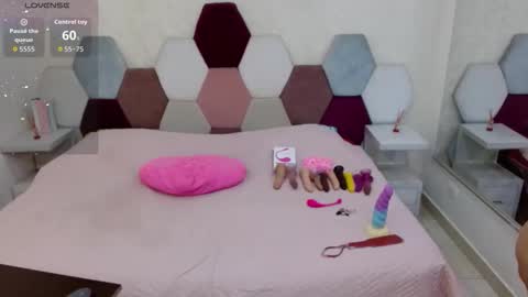 mariana online show from November 16, 2025, 3:50 pm