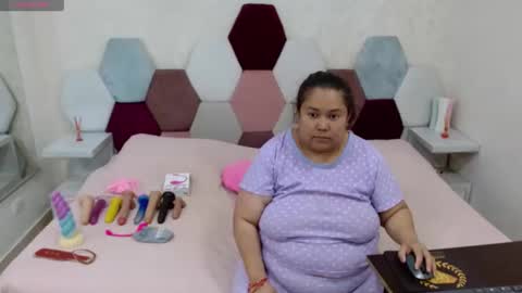mariana online show from June 7, 2026, 7:39 pm