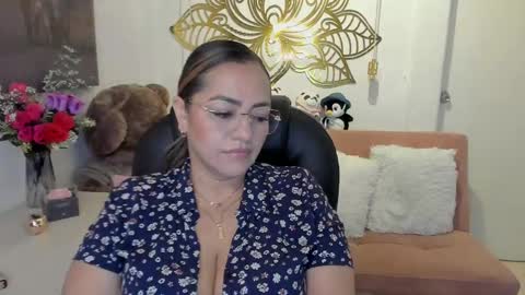 Mariana Lopez online show from February 18, 2025, 3:31 am