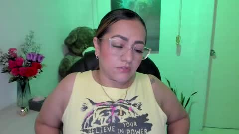 Mariana Lopez online show from February 27, 2025, 3:25 am