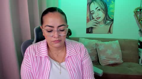 Mariana Lopez online show from March 8, 2026, 2:04 am